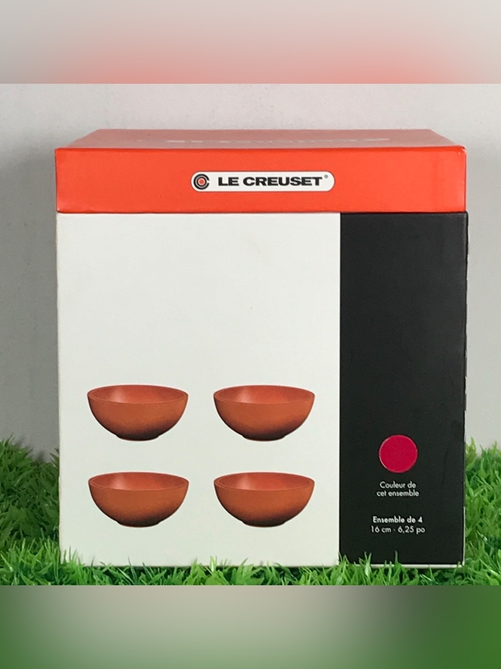 Le Creuset  Red Minimalist Ceramic Bowls  (4) - Picture 2 of 7